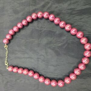 Elegant Pink Beaded Necklace